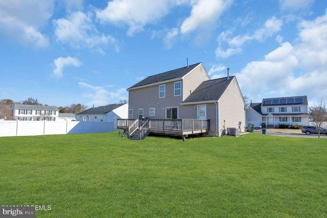 131 LIGHTHOUSE DR, Tuckerton, NJ 08087