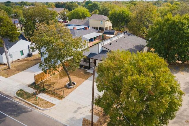 4316 Penrod Avenue, Cockrell Hill, TX 75211