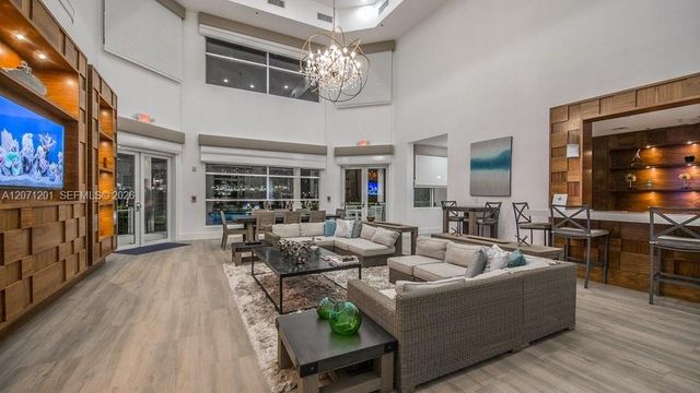 3245 NE 184th Street 13213, Aventura, FL 33160