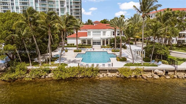 3245 NE 184th Street 13213, Aventura, FL 33160