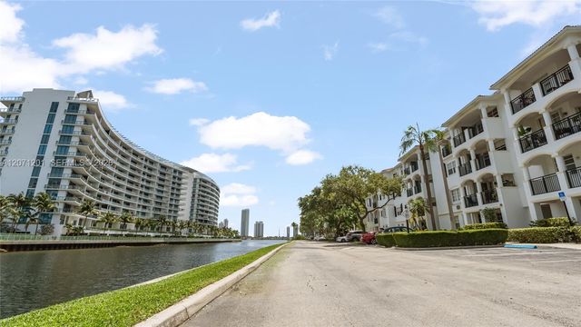 3245 NE 184th Street 13213, Aventura, FL 33160