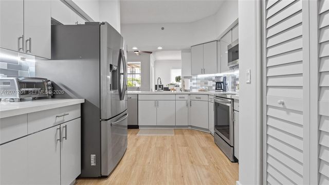 3245 NE 184th Street 13213, Aventura, FL 33160
