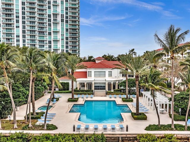 3245 NE 184th Street 13213, Aventura, FL 33160