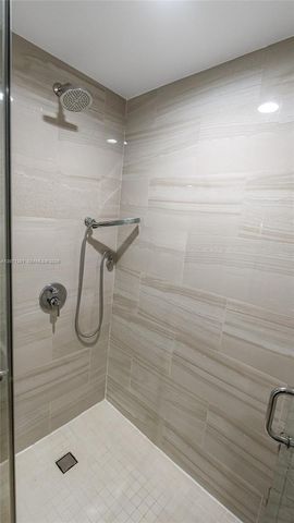 3245 NE 184th Street 13213, Aventura, FL 33160