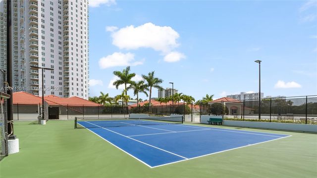 3245 NE 184th Street 13213, Aventura, FL 33160
