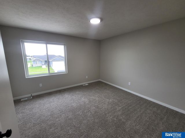 14941 Werner Street, Waverly, NE 68462