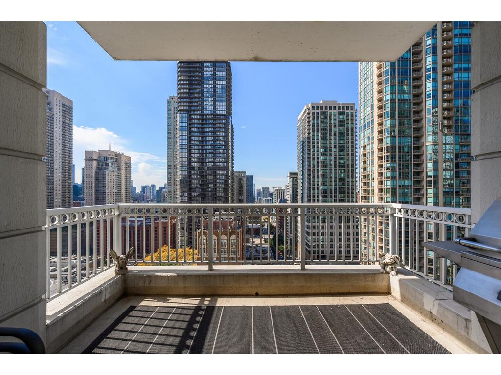 55 E Erie Street 2006, Chicago, IL 60611 — photo 5
