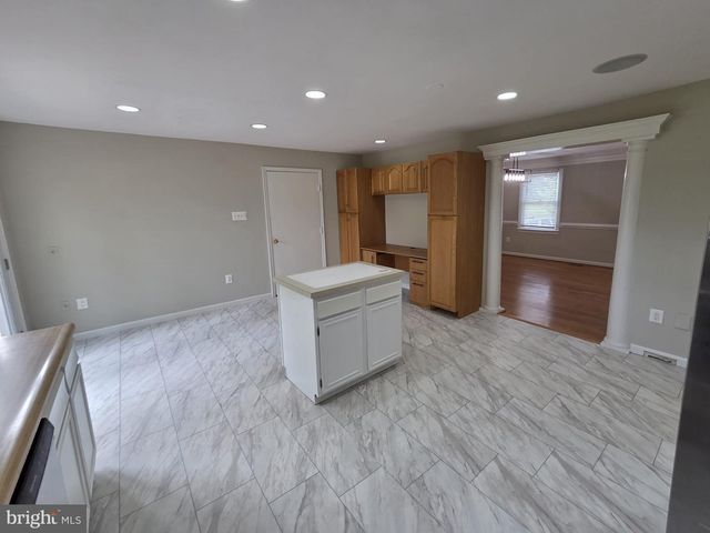 41234 BRIDGES FARM LN, Leesburg, VA 20175