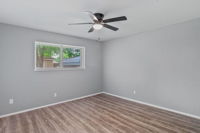 9000 Lone Oak Drive, Shreveport, LA 71118