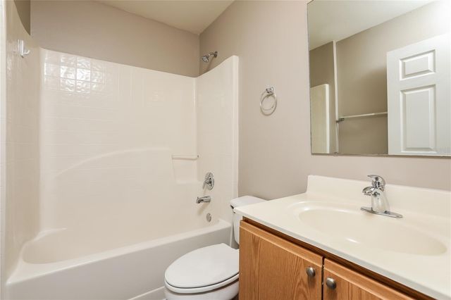 977 VANDERBILT DRIVE, Eustis, FL 32726