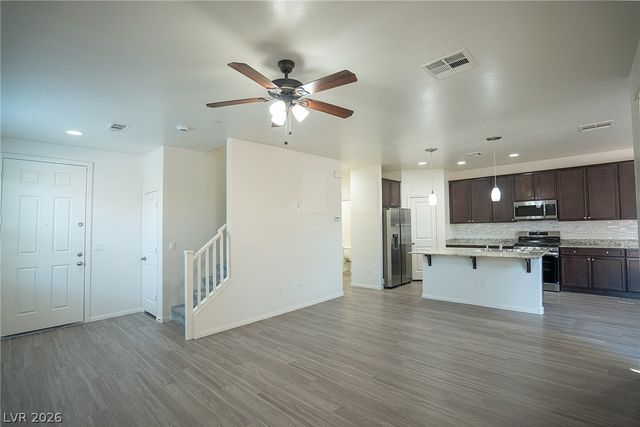 10213 Yarmouth Sea Court, Las Vegas, NV 89166