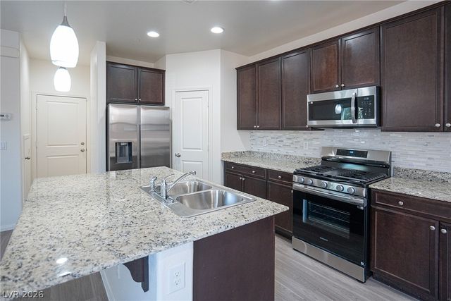10213 Yarmouth Sea Court, Las Vegas, NV 89166