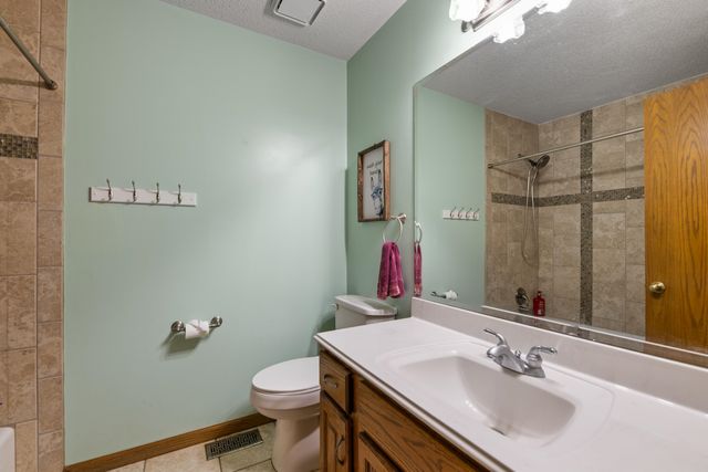 1313 E Blue Spruce Rd, Derby, KS 67037