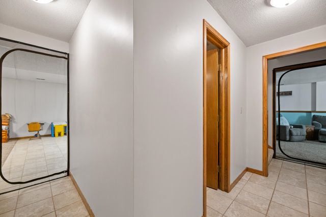 1313 E Blue Spruce Rd, Derby, KS 67037