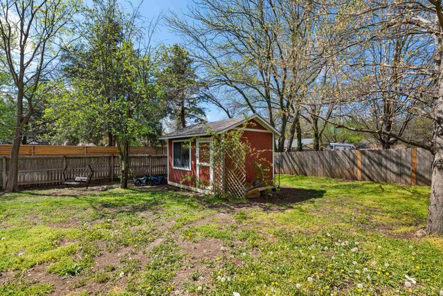 1313 E Blue Spruce Rd, Derby, KS 67037