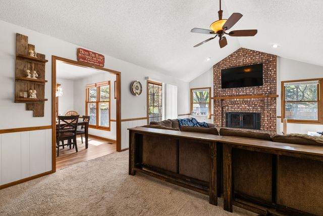 1313 E Blue Spruce Rd, Derby, KS 67037