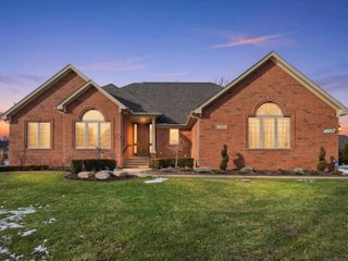 7175 N Georgetowne, Washington Twp, MI 48095