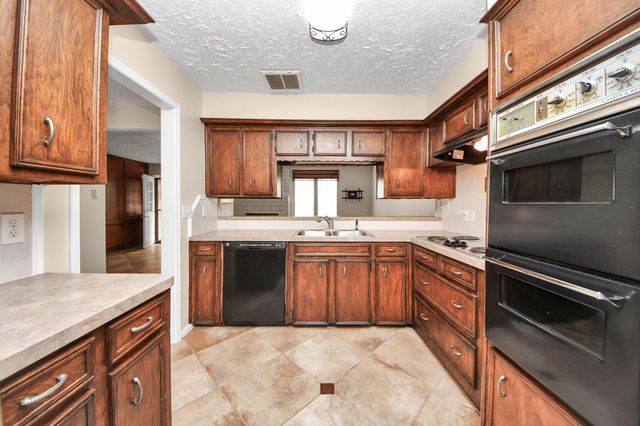 44 Chapparal Court, Missouri City, TX 77459