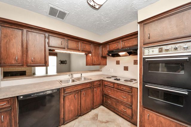 44 Chapparal Court, Missouri City, TX 77459