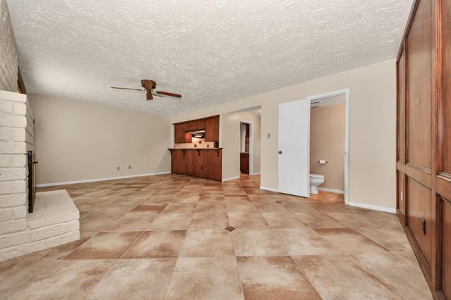 44 Chapparal Court, Missouri City, TX 77459
