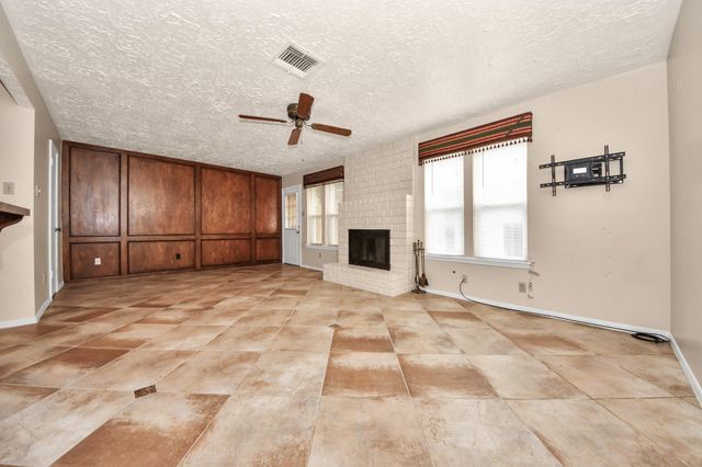 44 Chapparal Court, Missouri City, TX 77459