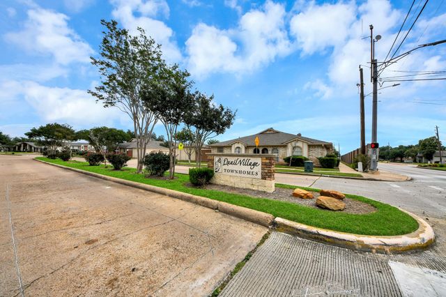 44 Chapparal Court, Missouri City, TX 77459