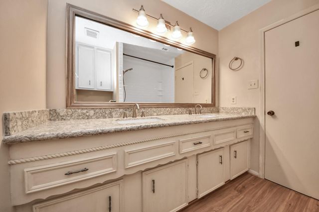 44 Chapparal Court, Missouri City, TX 77459