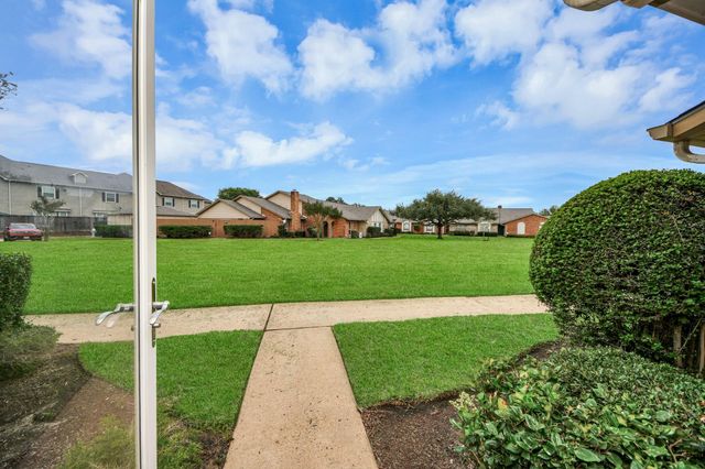 44 Chapparal Court, Missouri City, TX 77459
