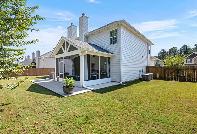 414 Newport Avenue, Kathleen, GA 31047