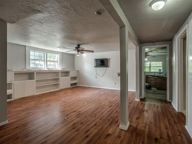 2404 Rambling Road, Edmond, OK 73025