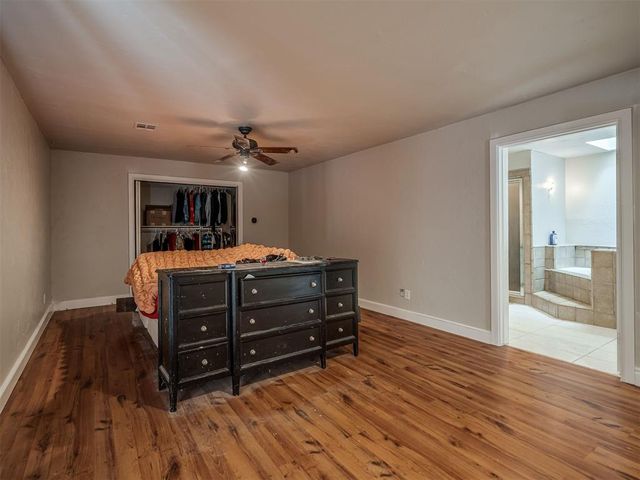 2404 Rambling Road, Edmond, OK 73025