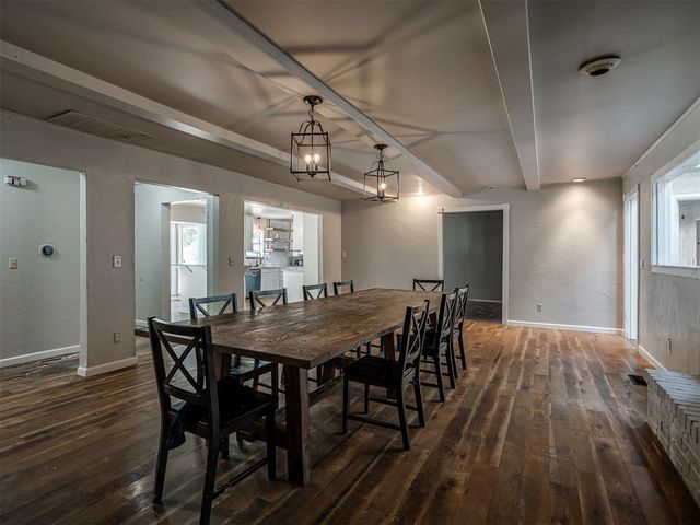 2404 Rambling Road, Edmond, OK 73025