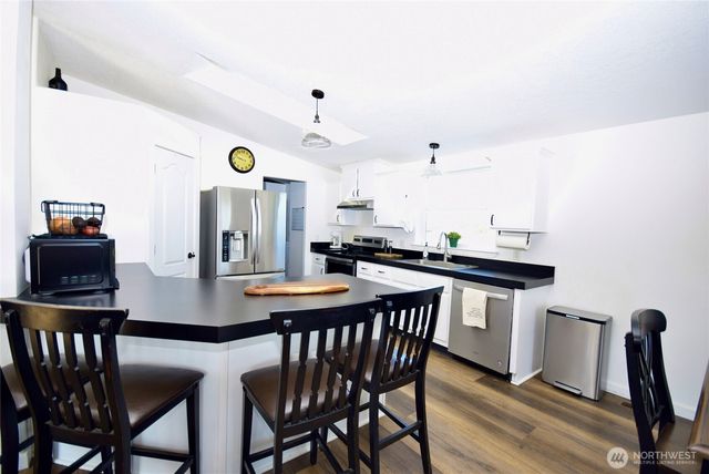 260 Secluded Way, Sequim, WA 98382