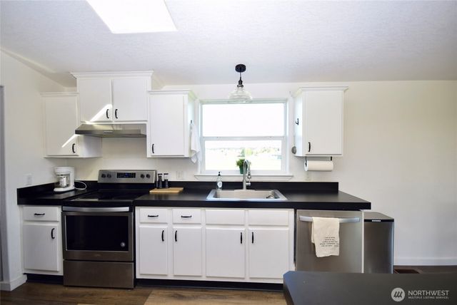 260 Secluded Way, Sequim, WA 98382