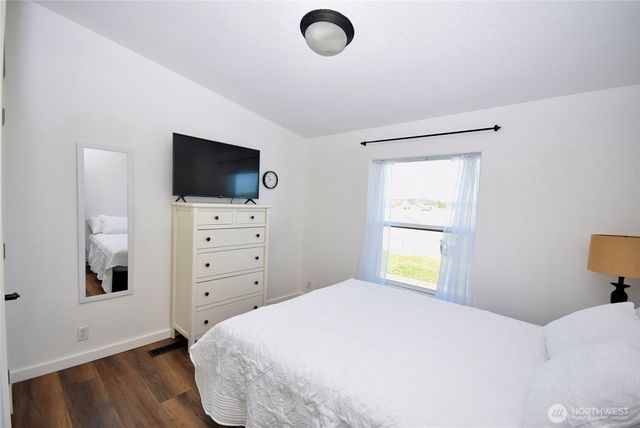 260 Secluded Way, Sequim, WA 98382