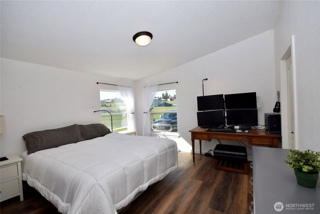 260 Secluded Way, Sequim, WA 98382