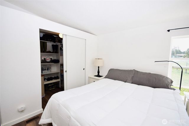 260 Secluded Way, Sequim, WA 98382