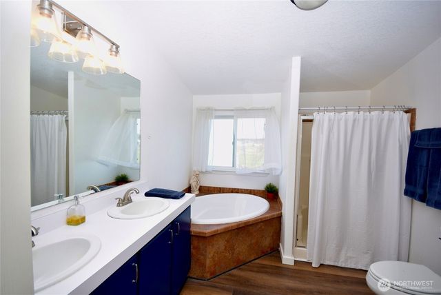 260 Secluded Way, Sequim, WA 98382