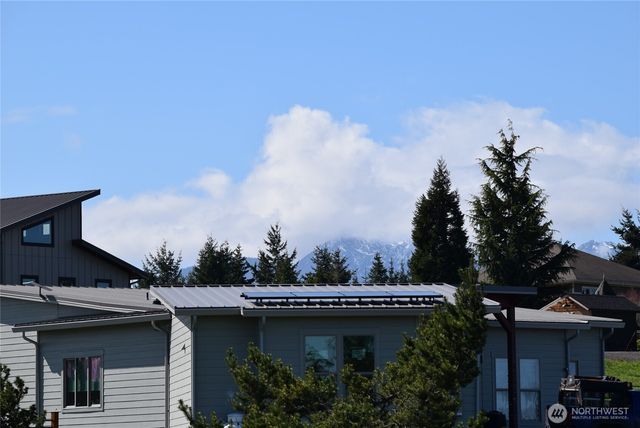 260 Secluded Way, Sequim, WA 98382