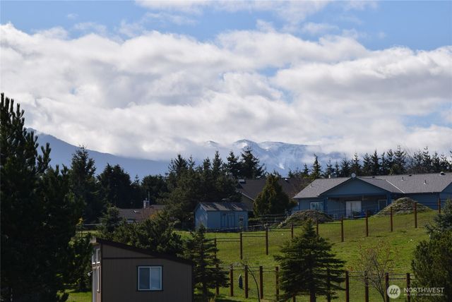 260 Secluded Way, Sequim, WA 98382