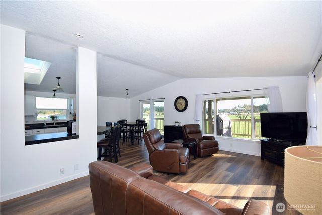 260 Secluded Way, Sequim, WA 98382