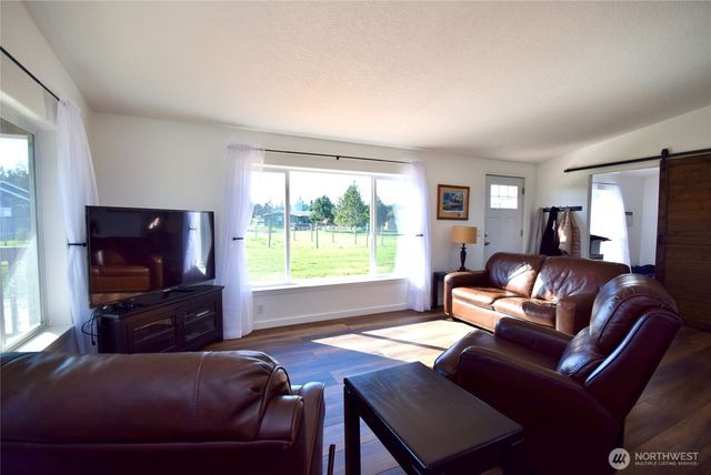 260 Secluded Way, Sequim, WA 98382