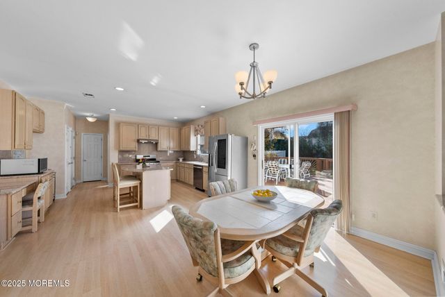 50 Shawnee Way, Morganville, NJ 07751