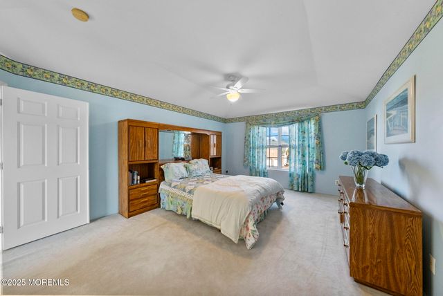 50 Shawnee Way, Morganville, NJ 07751