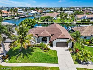 1084 Whiteheart CT, Marco Island, FL 34145