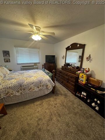 1198 Caney Branch Road, Chapmanville, WV 25508