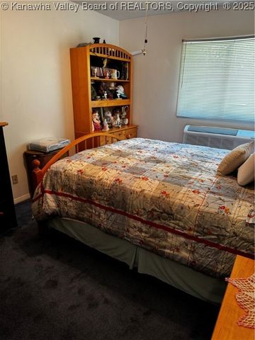 1198 Caney Branch Road, Chapmanville, WV 25508