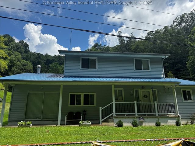 1198 Caney Branch Road, Chapmanville, WV 25508