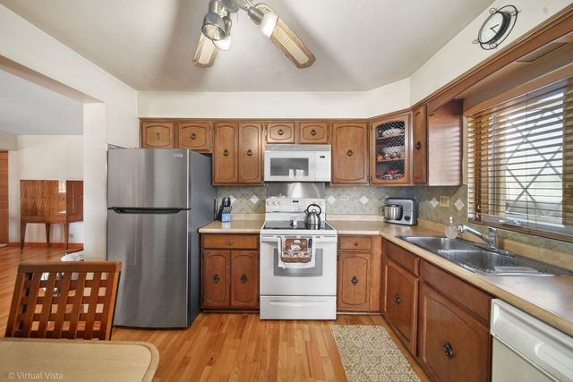 1601 N 76th Court 307, Elmwood Park, IL 60707
