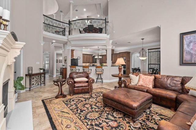 11 Stanwick Place, The Woodlands, TX 77382